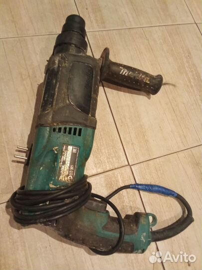 Перфоратор makita HR 2470