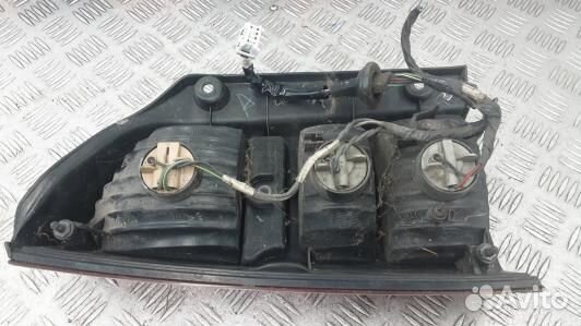 Фонарь задний правый nissan pathfinder R51 (KML20M