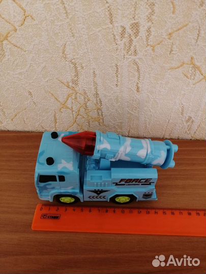 Машинка музыкальная