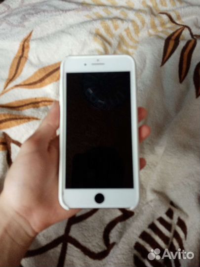 Телефон iPhone 7 plus