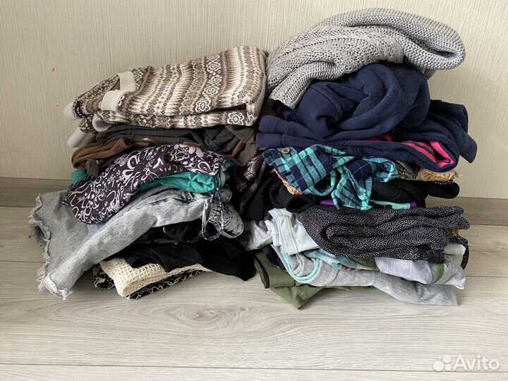 Очень большой пакет женских вещей 42-44