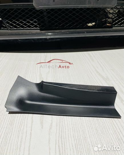 Накладка заднего фонаря левая BMW X3 F25