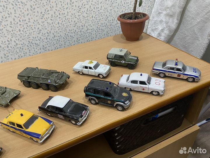 Модели автомобилей 1:43