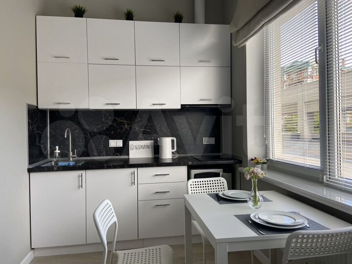 1-к. квартира, 40 м², 1/18 эт.