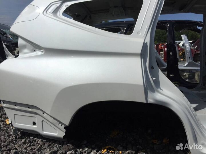 Крыло заднее правое Mitsubishi Pajero/Montero Spor