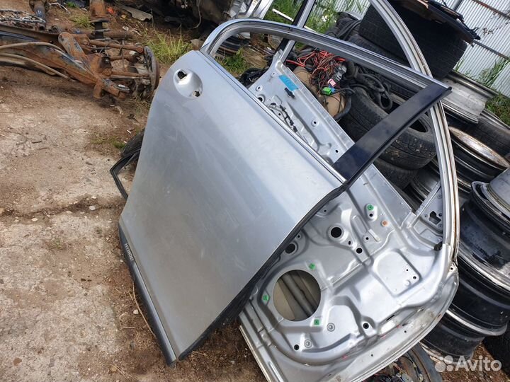Дверь задняя правая lexus gs300 gs3 gs 3 300 гс жс