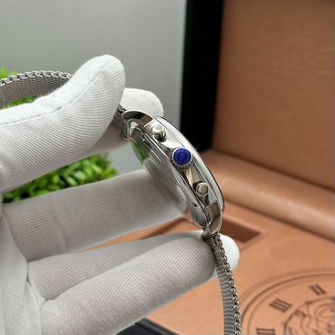 Часы IWC на миланском браслете