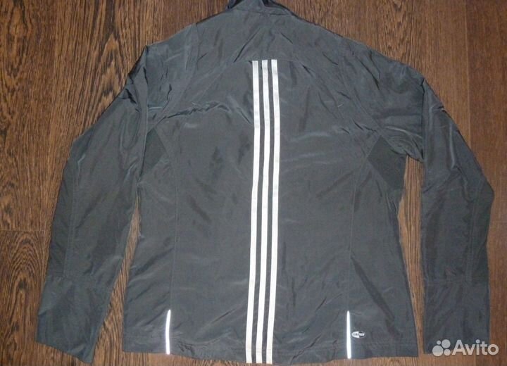 Продам спортивный костюм adidas