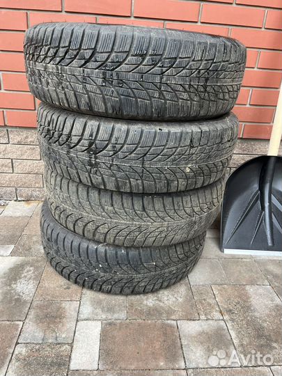Kumho WinterCraft Ice WI31 195/65 R15