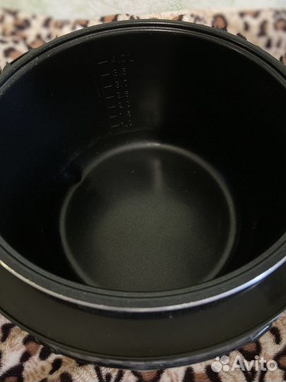 Мультиварка redmond 4л