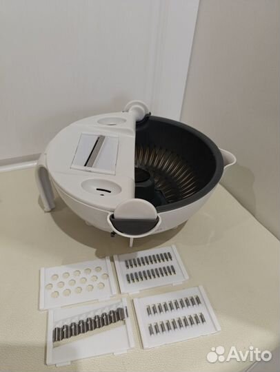 Многофункциональная терка для овощей