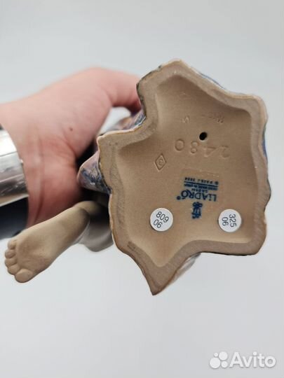 Фарфоровая статуэтка Liadro 