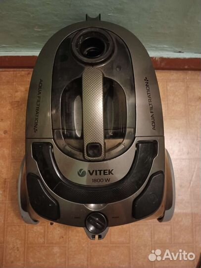 Пылесос Vitek vt1800
