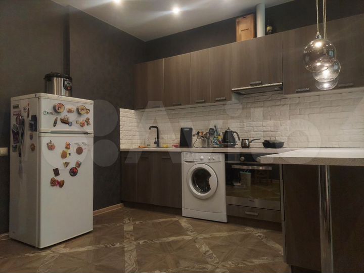 2-к. квартира, 64 м², 11/16 эт.