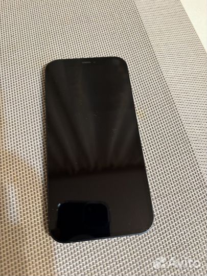 iPhone 12, 64 ГБ