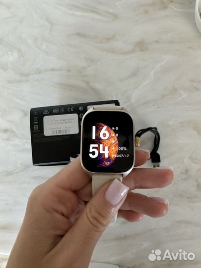 Умные часы Amazfit gts 4