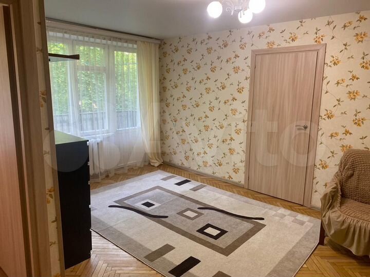 2-к. квартира, 47 м², 3/5 эт.