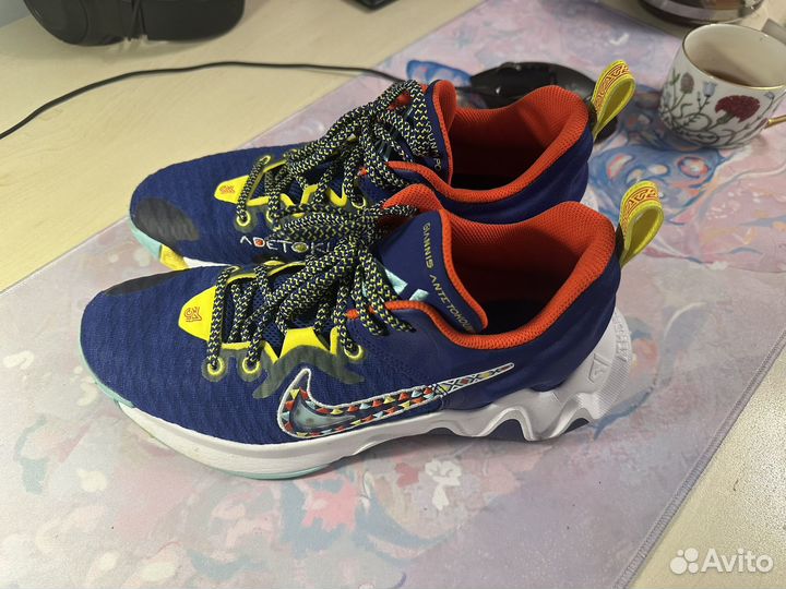 Nike Giannis Immortality Force Field DH4470-400