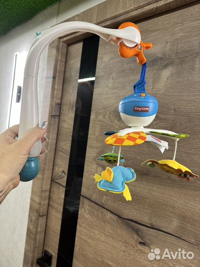 Два Мобиля tiny love для новорожденных