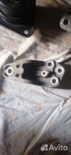 Опора двигателя kia ceed