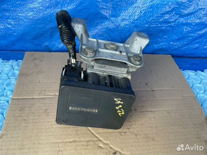 Блок abs Honda Odyssey RL3 J35A7 2008