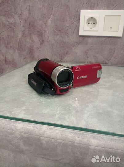 Видеокамера canon