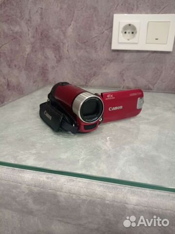 Видеокамера canon