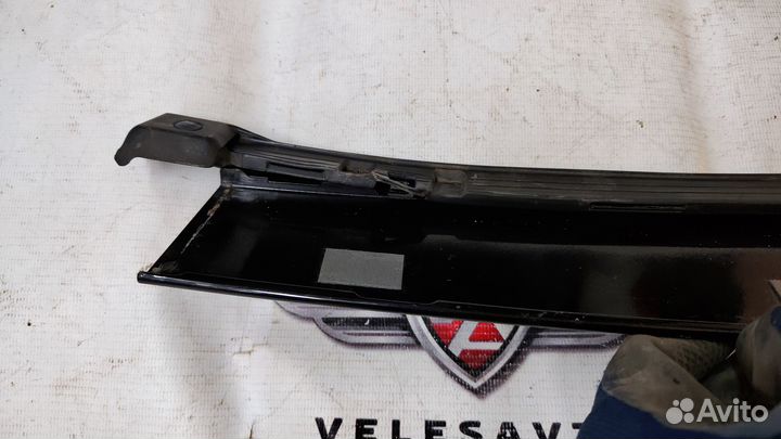 Накладка рамки двери Mercedes GL 2006-2012г (X164)