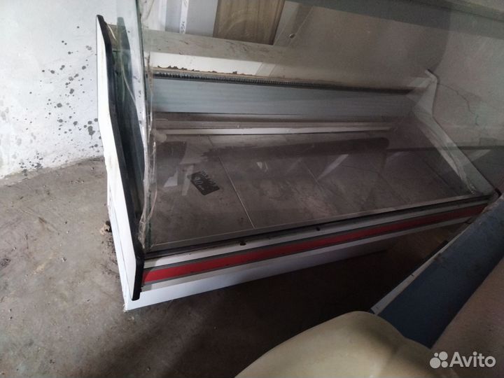 Холодильник витрина бу