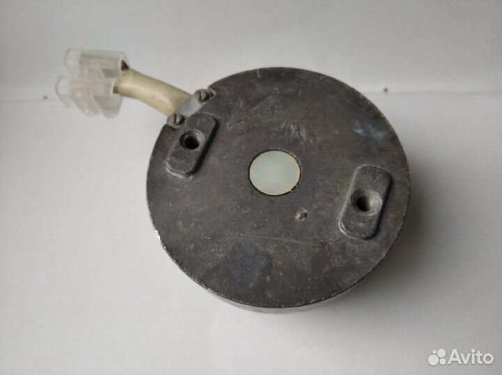 Электромотор для оконного (форточного) вентилятора