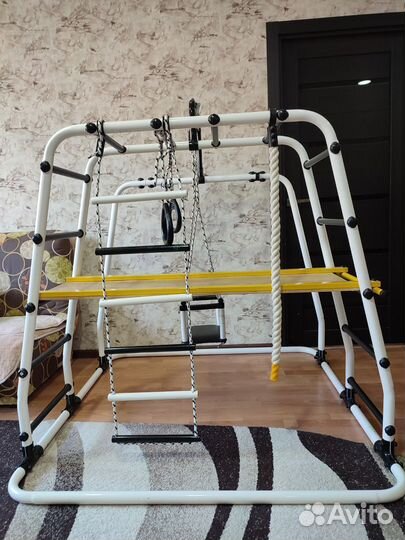 Детский спортивный игровой комплекс