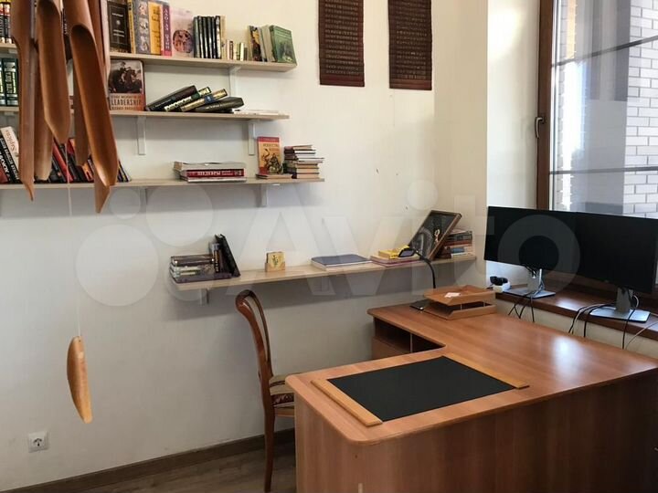 Коттедж 214 м² на участке 25 сот.