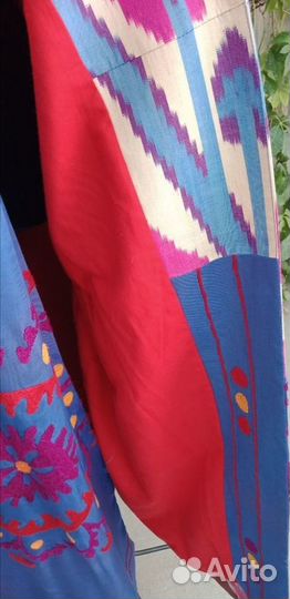 Шелковое кимоно из иката с вышивкой