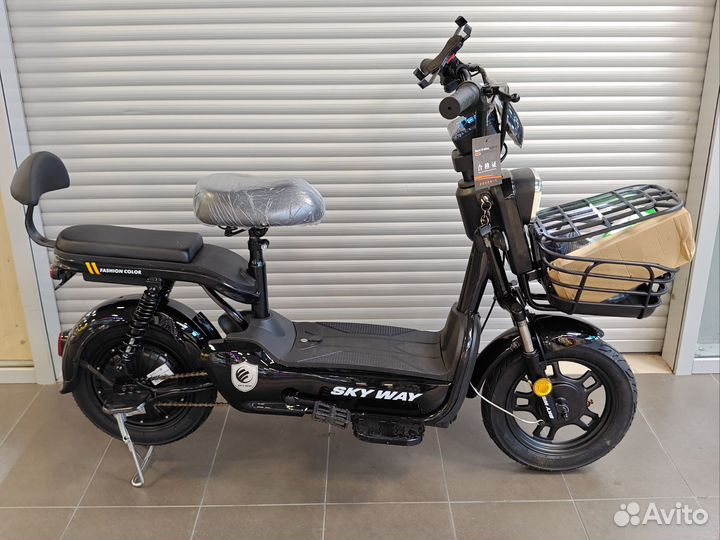 Электроскутер SkyWay