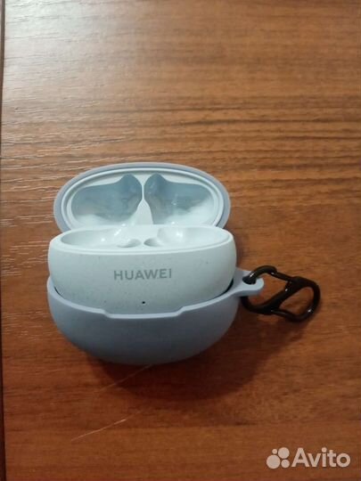 База для беспроводных наушников Huawei freebuds 5i
