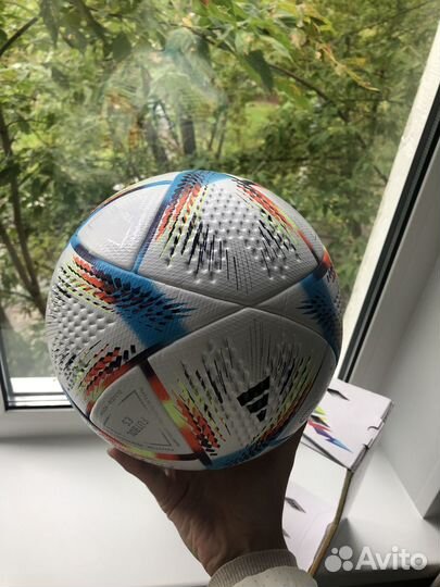 Мяч футбольный