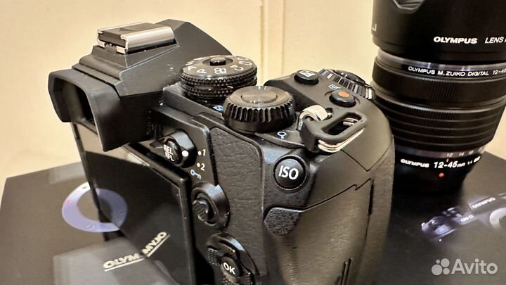 Фотоаппарат Olympus OM-D E-M1 Mark III Body