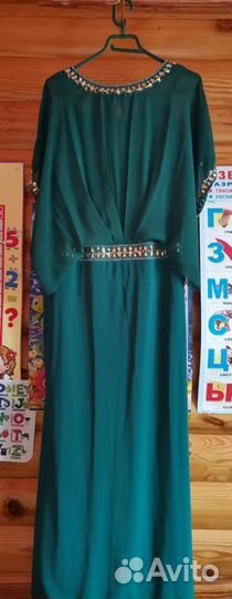 Вечернее платье