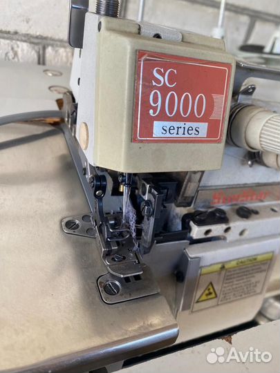 Продам оверлок пятинитка