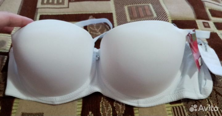 Два новых бюстгальтера, цена за пару