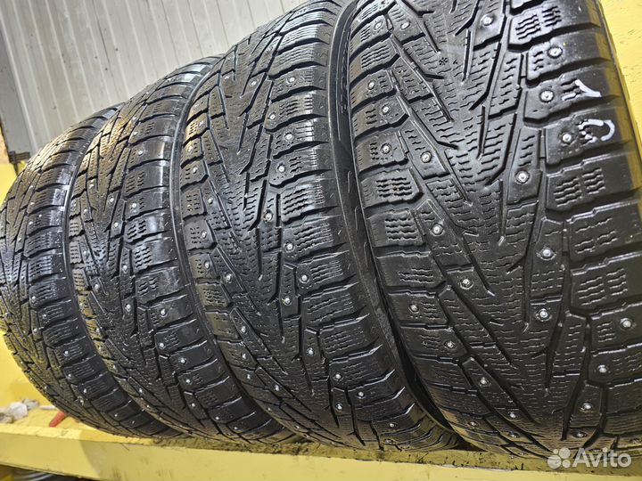 Nokian Tyres Hakkapeliitta 7 SUV 235/65 R17 108T