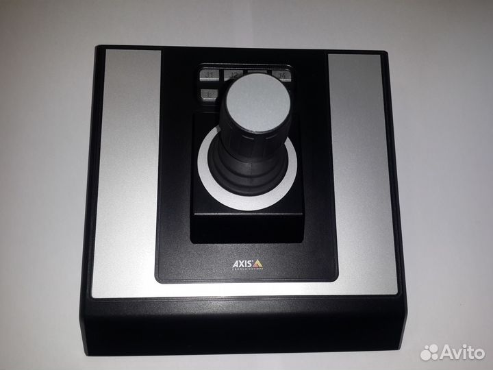 Блоки управления Axis Communications для PTZ-камер