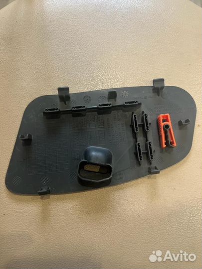 Nissan Almera G15 крышка блока предохранителей