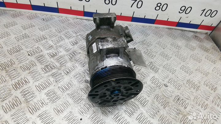 Компрессор системы кондиционирования Toyota RAV4