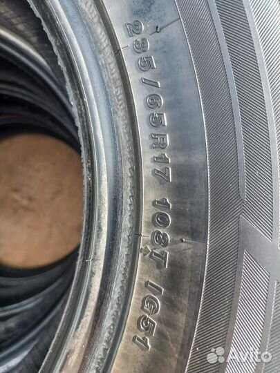 Yokohama Ice Guard IG51V 235/65 R17