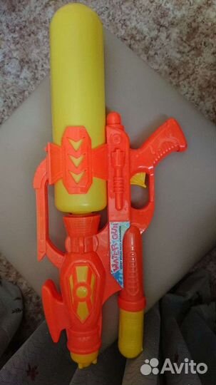 Водяной пистолет