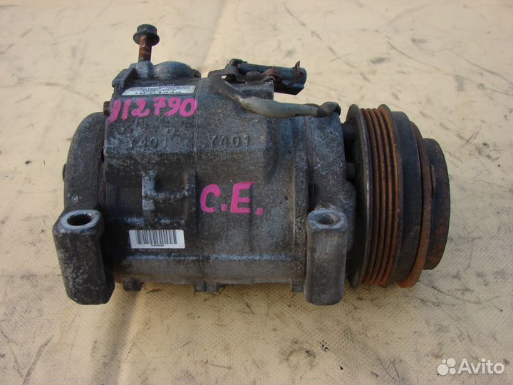 Компрессор кондиционера Cadillac Escalade 2008г