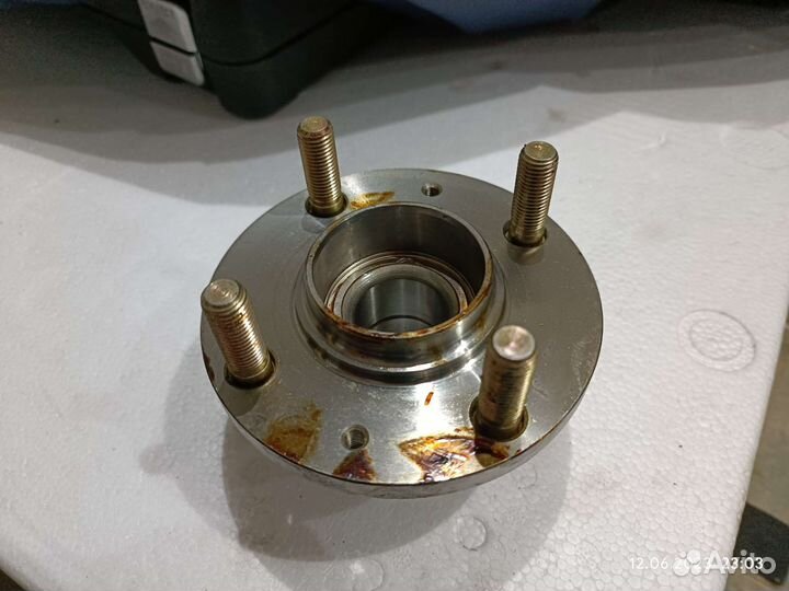 Ступица задняя в сборе 4x100 d 56.1