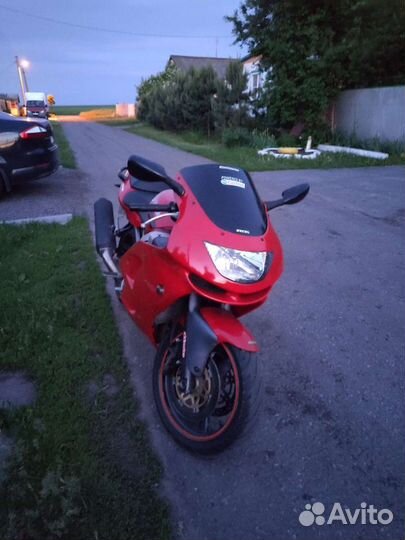 Kawasaki zx6r