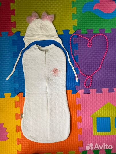 Комплект на выписку для девочки